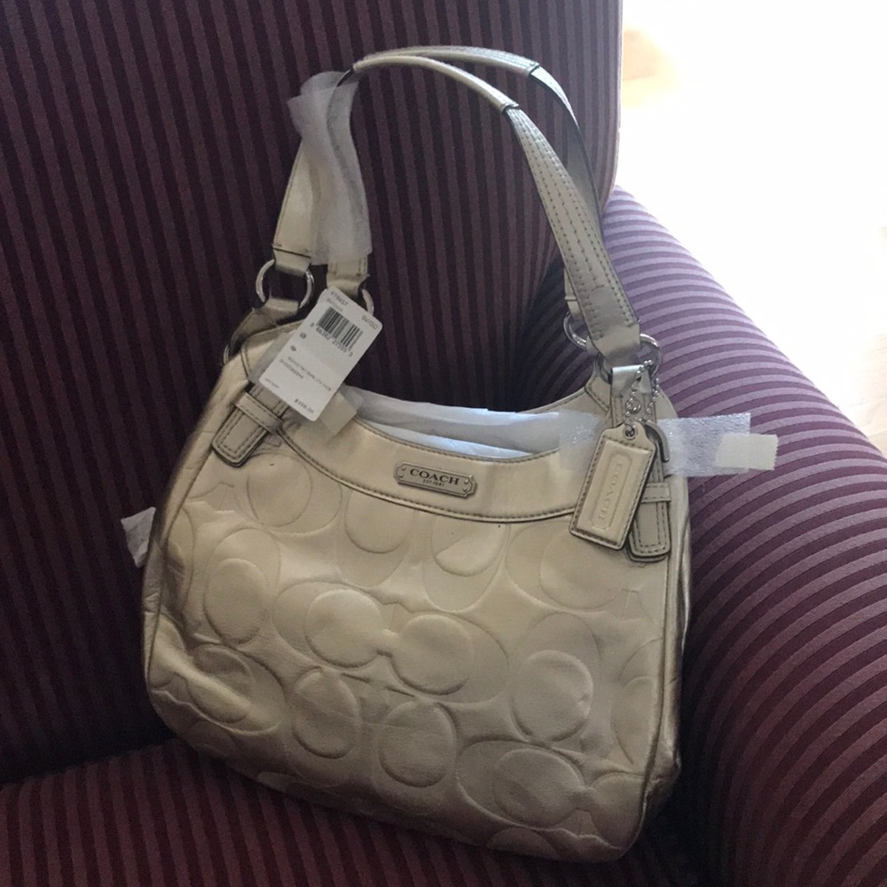 NWT COACH SOHO LOGO IN GOLD